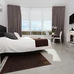 Bleu Duplex & Aparthotel 4*