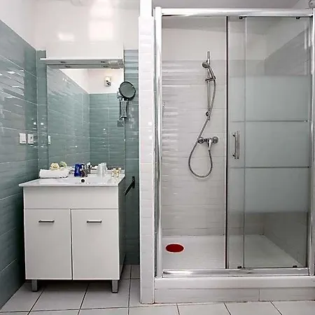 Bleu Duplex & Saint-Cyprien (Pyrenees-Orientales)